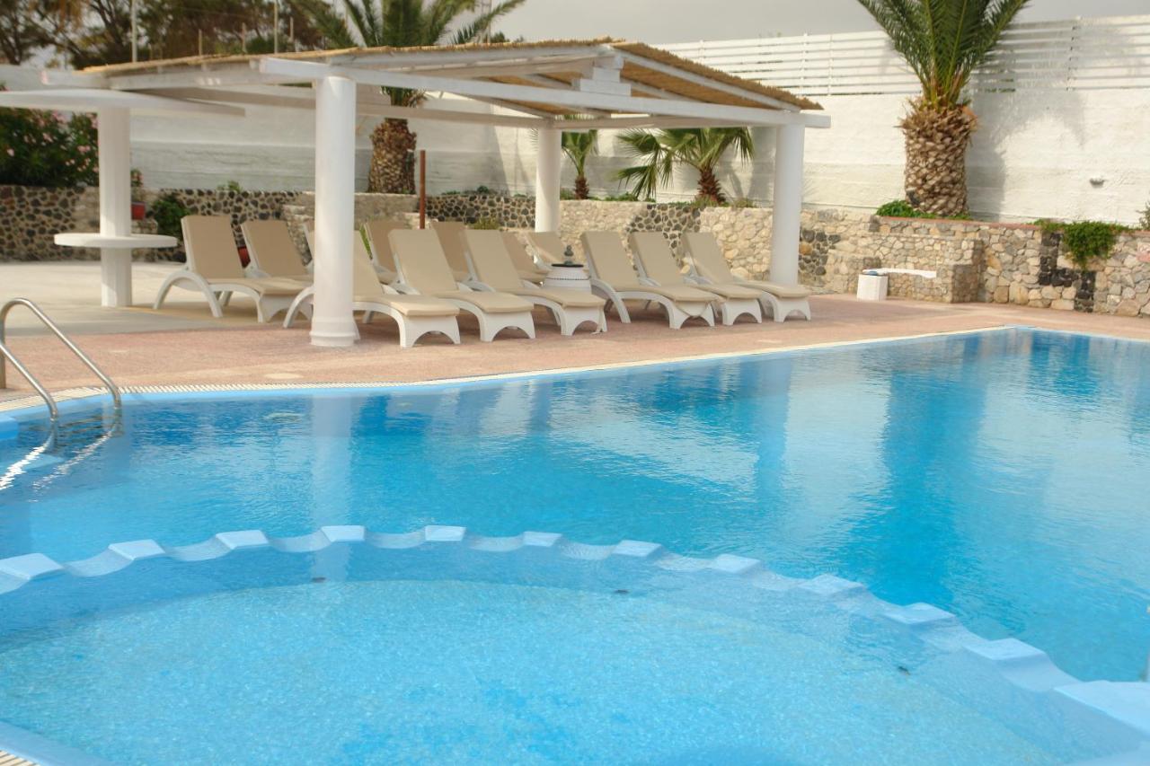 Kalipso Villas Perissa  Buitenkant foto